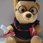 Giftrite-Cognac-Congratulation-Bear-2026-With-Glasses-7-Inch-Graduation.jpg