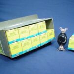 LEVITON-20-Amp-125250-Volt-Locking-Plug-Black-And-White-2411-CS.jpg